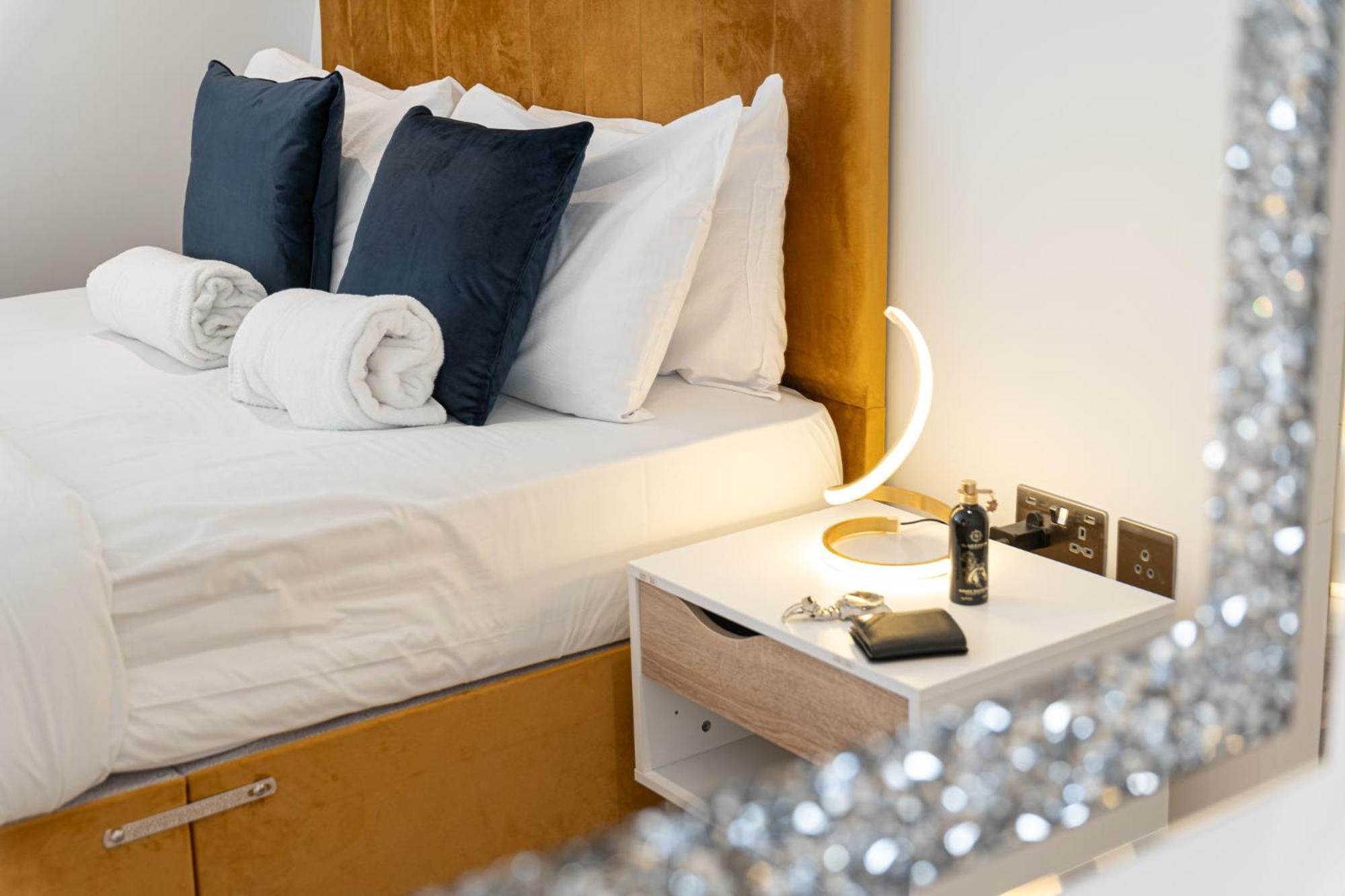 Stunning 1-Bedroom Penthouse In Marble Arch 72 London Luaran gambar