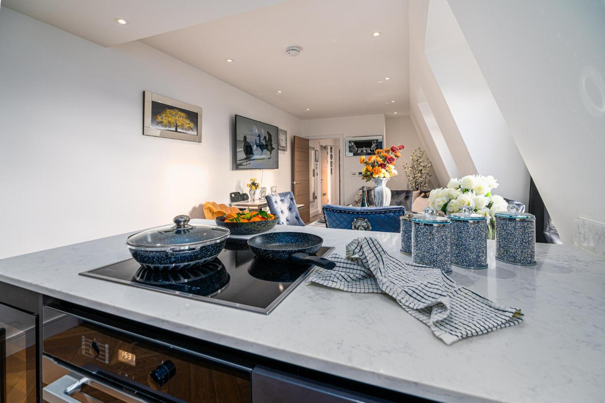 Stunning 1-Bedroom Penthouse In Marble Arch 72 London Luaran gambar