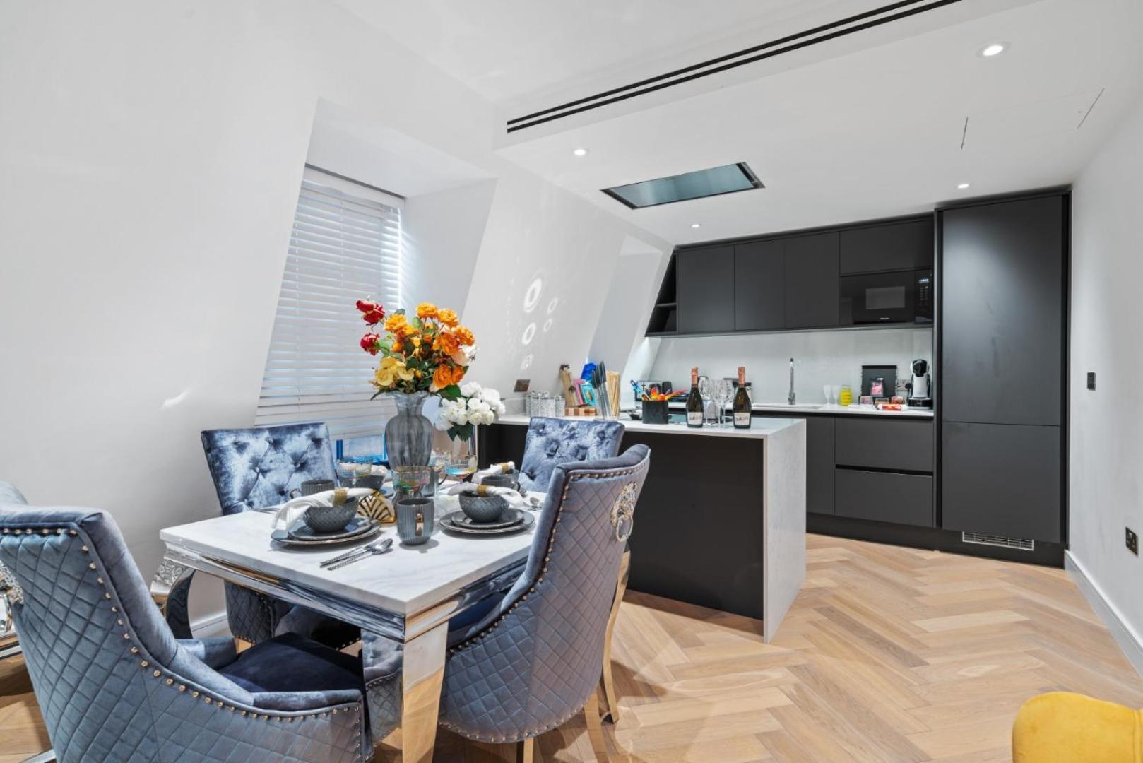 Stunning 1-Bedroom Penthouse In Marble Arch 72 London Luaran gambar